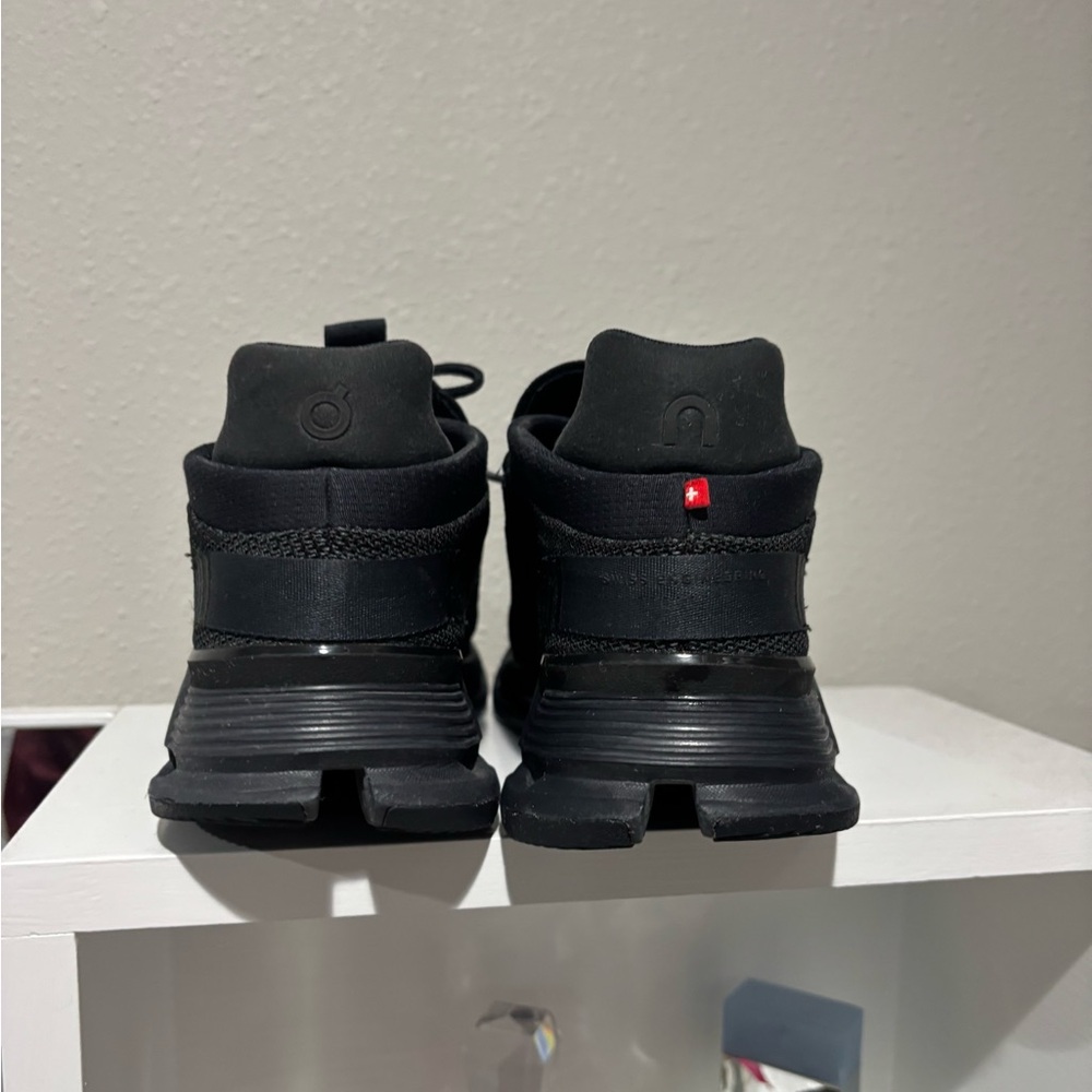 On Cloud-Cloud Nova Black Athletic Shoes - Picture 3 of 5